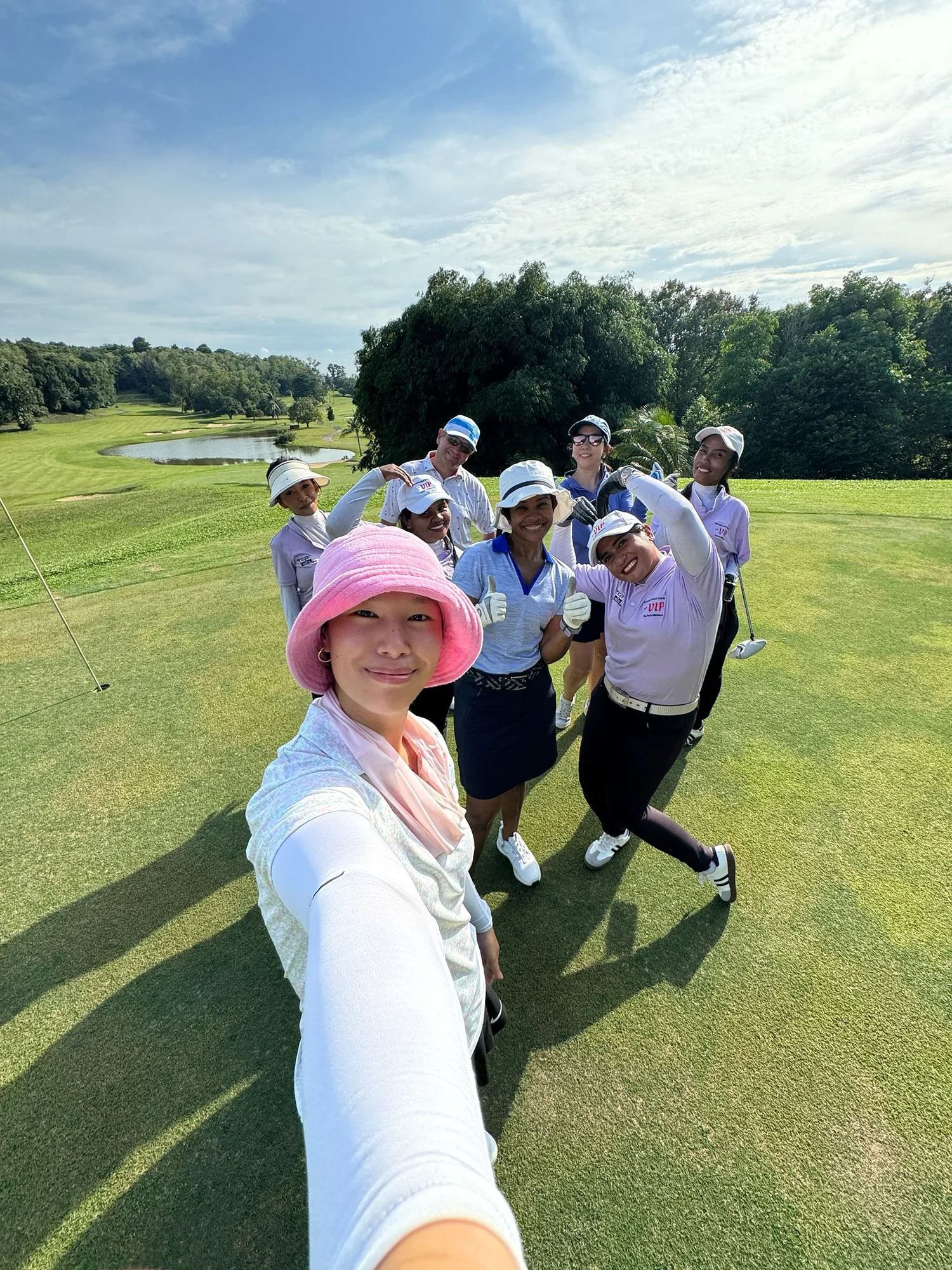 A corporate team on the golf course with Golf Performance 360